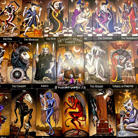 🌛Deviant Moon Tarot ボーダレス版