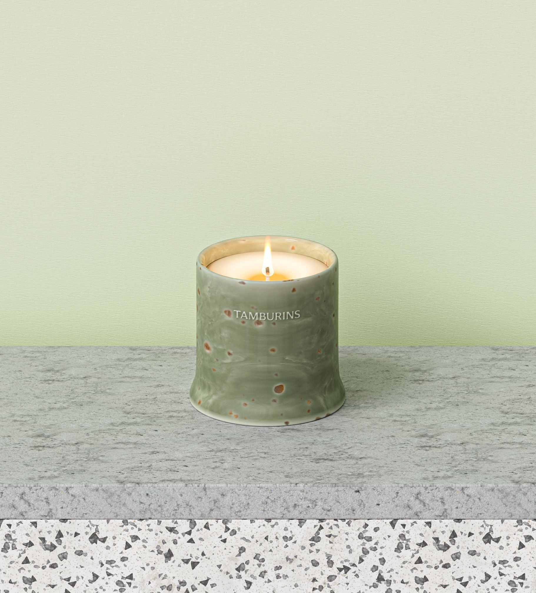 アロマグッズ TAMBURINS PERFUME CANDLE HOLY L Pre-order - 🕯️TAMBURINS x JENNIE Perfume Candle [Holly Metal