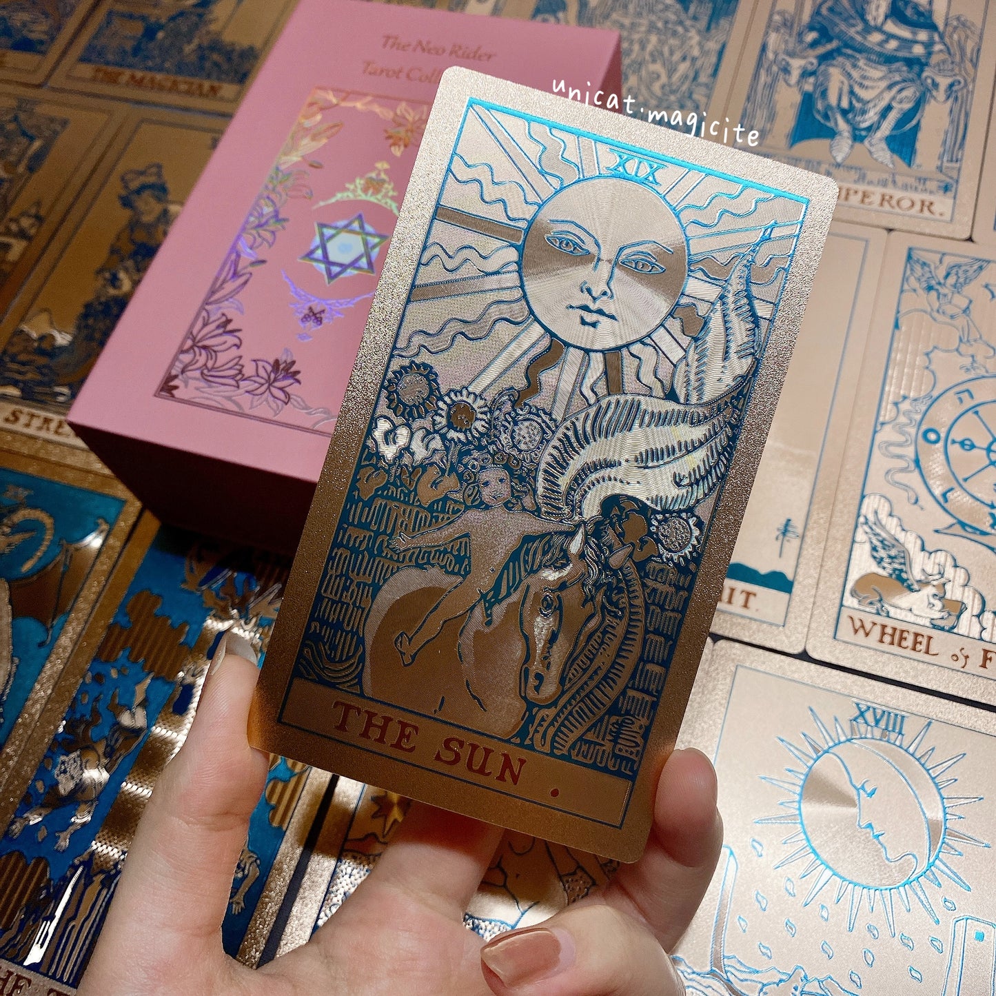 [Pre-Order] The Neo Rider Tarot Collection - The Love Deck
